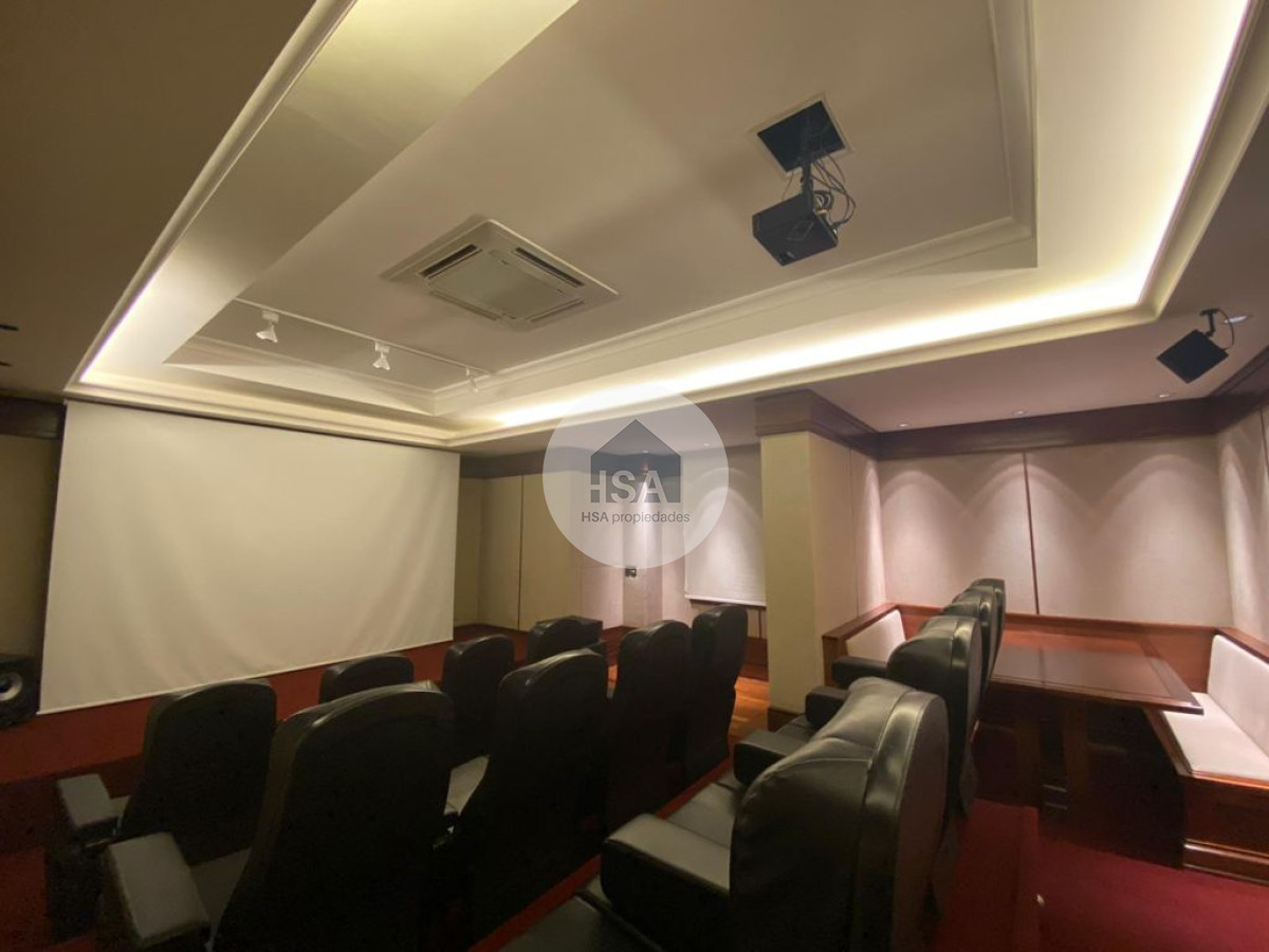Apartamento ID.623 - OPORTUNIDAD En primera línea frente al mar en playa Mansa, 2 dormitorios en suite