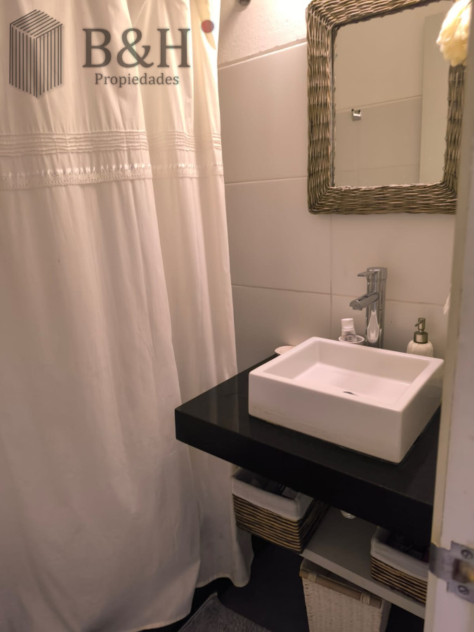 Apartamento ID.4689 - VENTA Apto 2 dormitorios en Península, vista al mar Orientación Norte