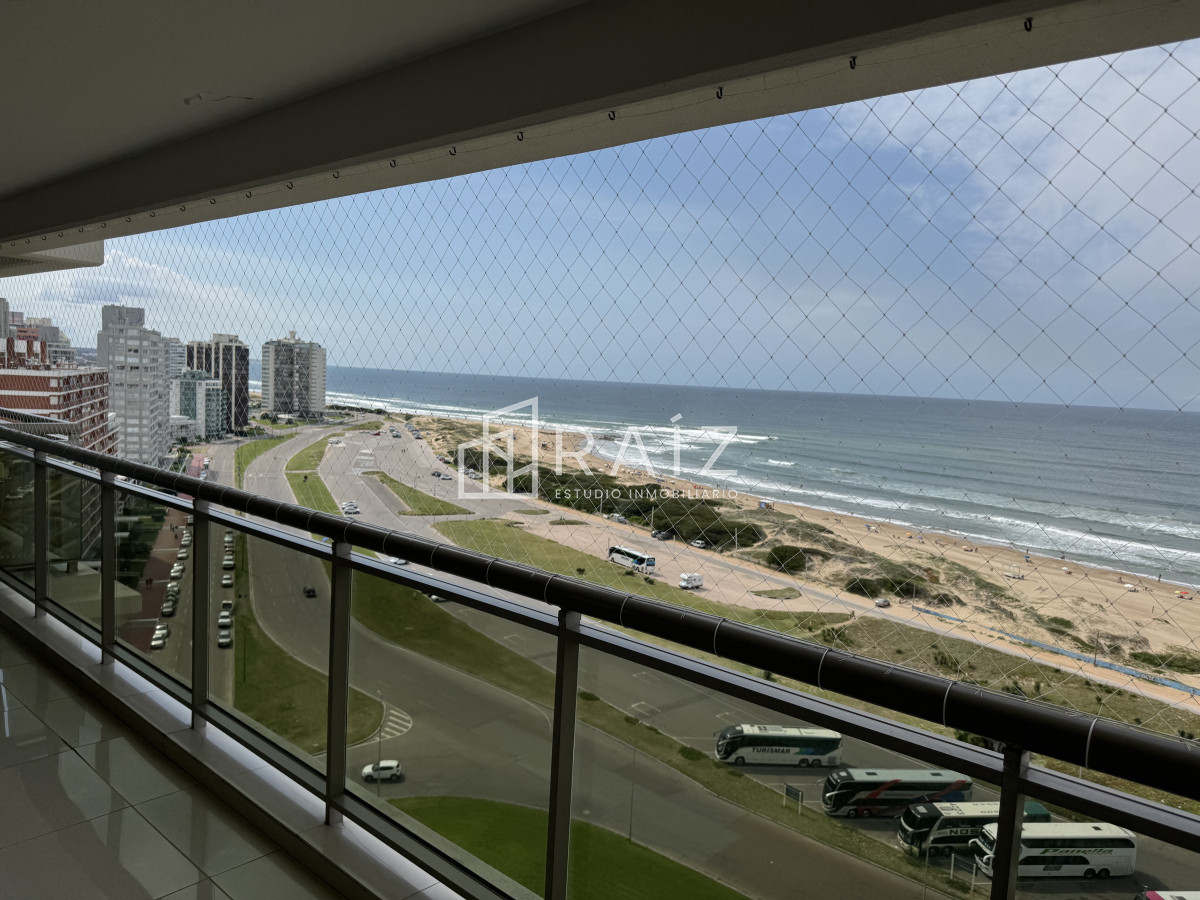 Apartamento ID.10607 - ALQUILER INVERNAL Imperiale 3 dormitorios en suite