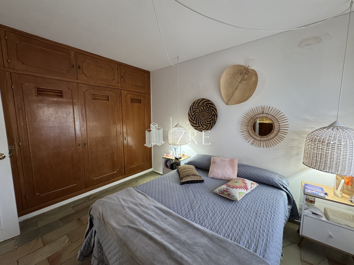 Casa ID.992 - VENTA Gran casa en Punta Ballena a una cuadra de la playa