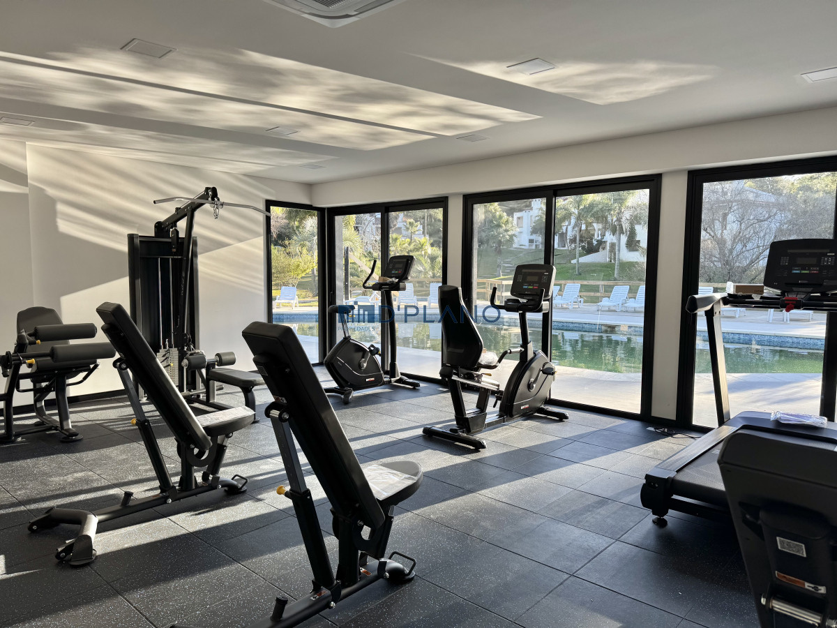 Apartamento ID.56 - Alquiler anual 2 dormitorios en Rincón del Indio, Complejo cerrado con amenities