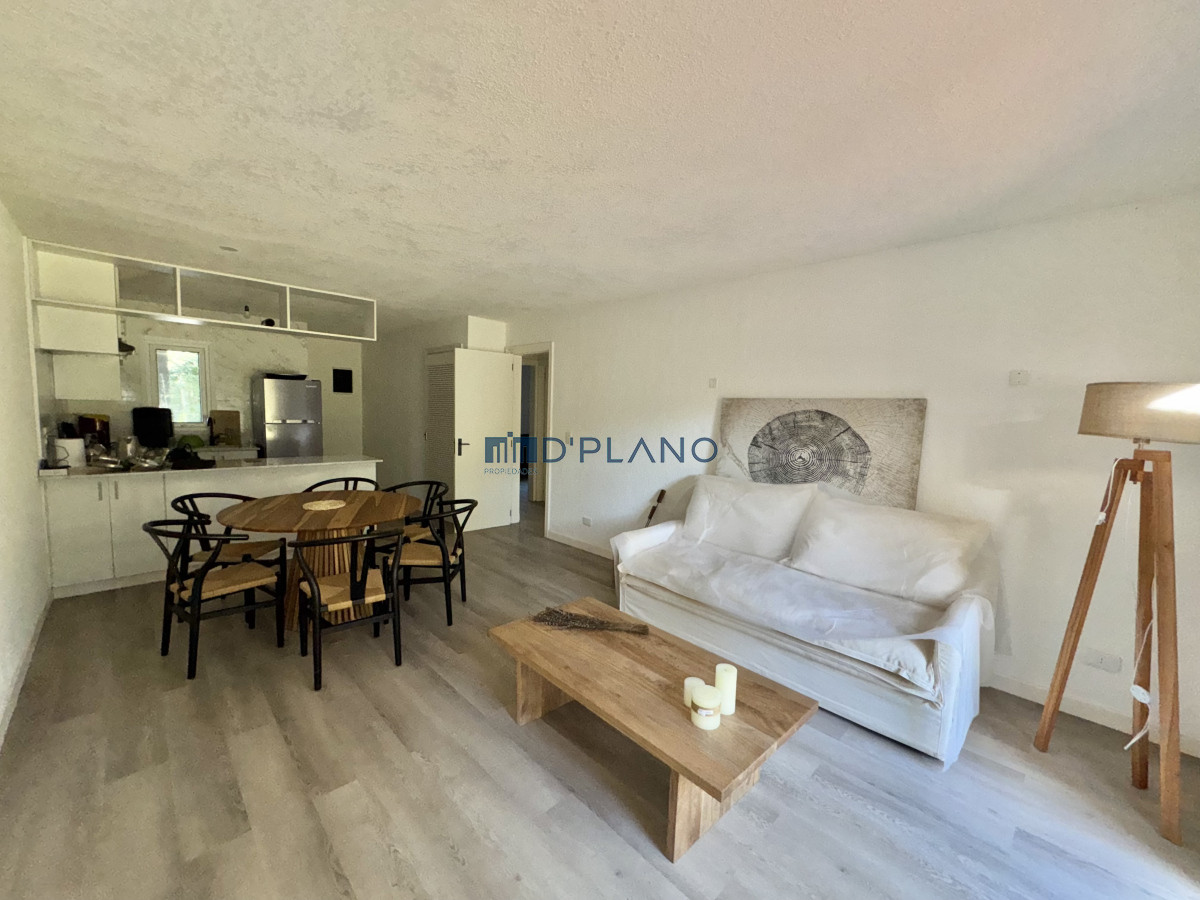 Apartamento ID.56 - Alquiler anual 2 dormitorios en Rincón del Indio, Complejo cerrado con amenities