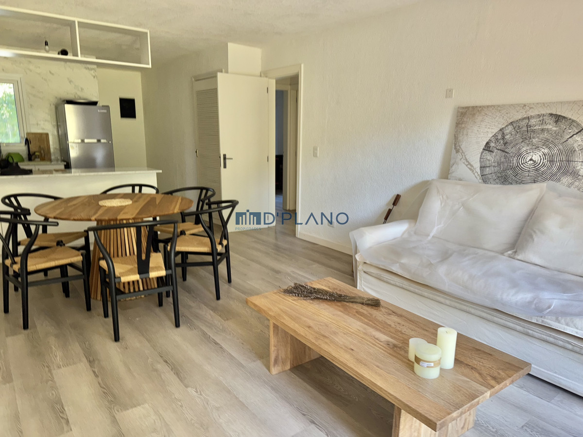 Apartamento ID.56 - Alquiler anual 2 dormitorios en Rincón del Indio, Complejo cerrado con amenities