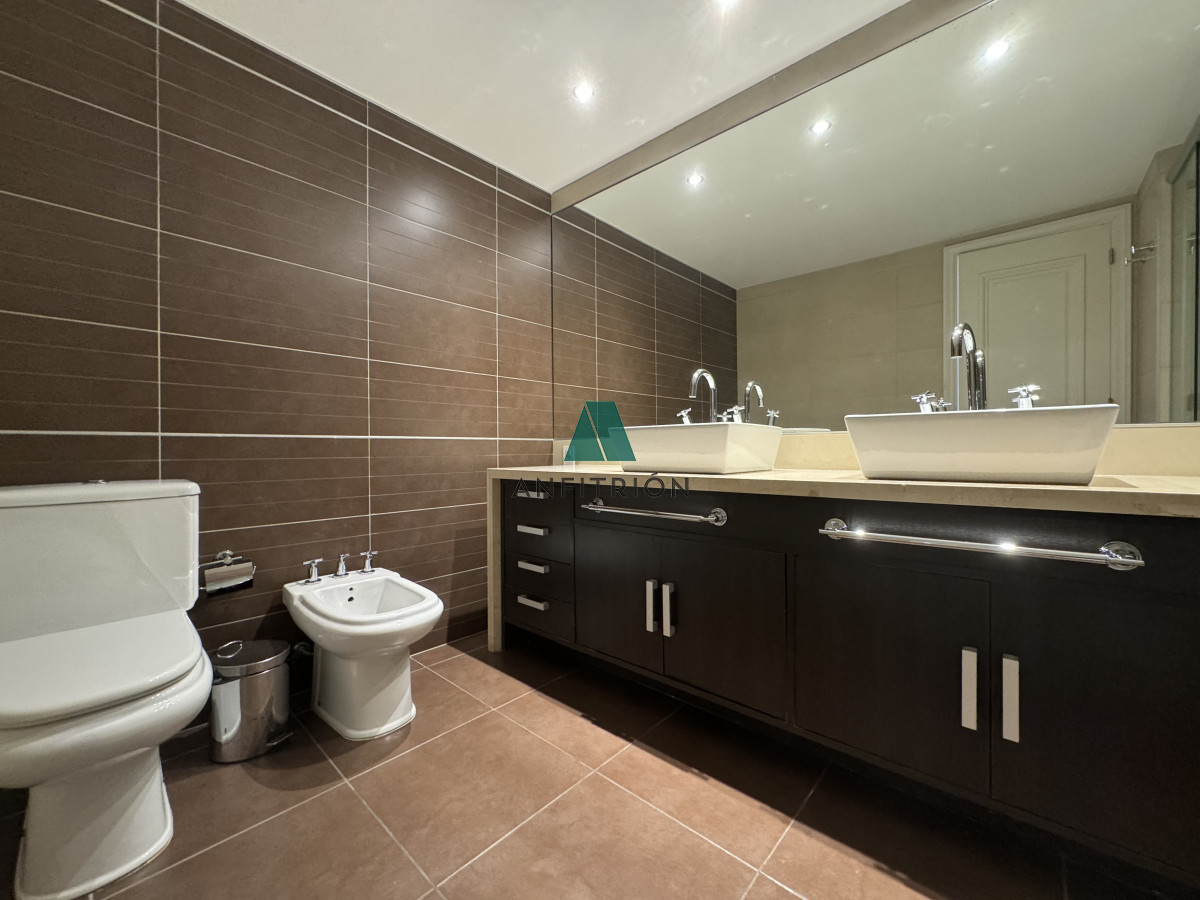 Apartamento ID.228 - VENTA Imperiale III 2 dormitorios en suite 2 cocheras