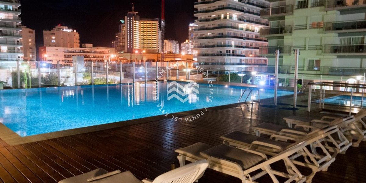 Apartamento ID.63 - VENTA Apto en Punta del Este 3 dormitorios 2 baños. Balcón con parrillero