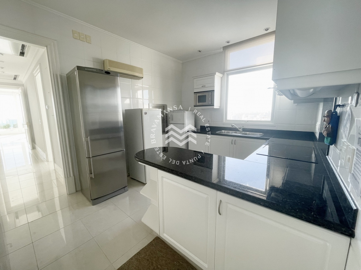 Apartamento ID.16 - Magnífico Penthouse duplex en Punta del Este, Playa mansa