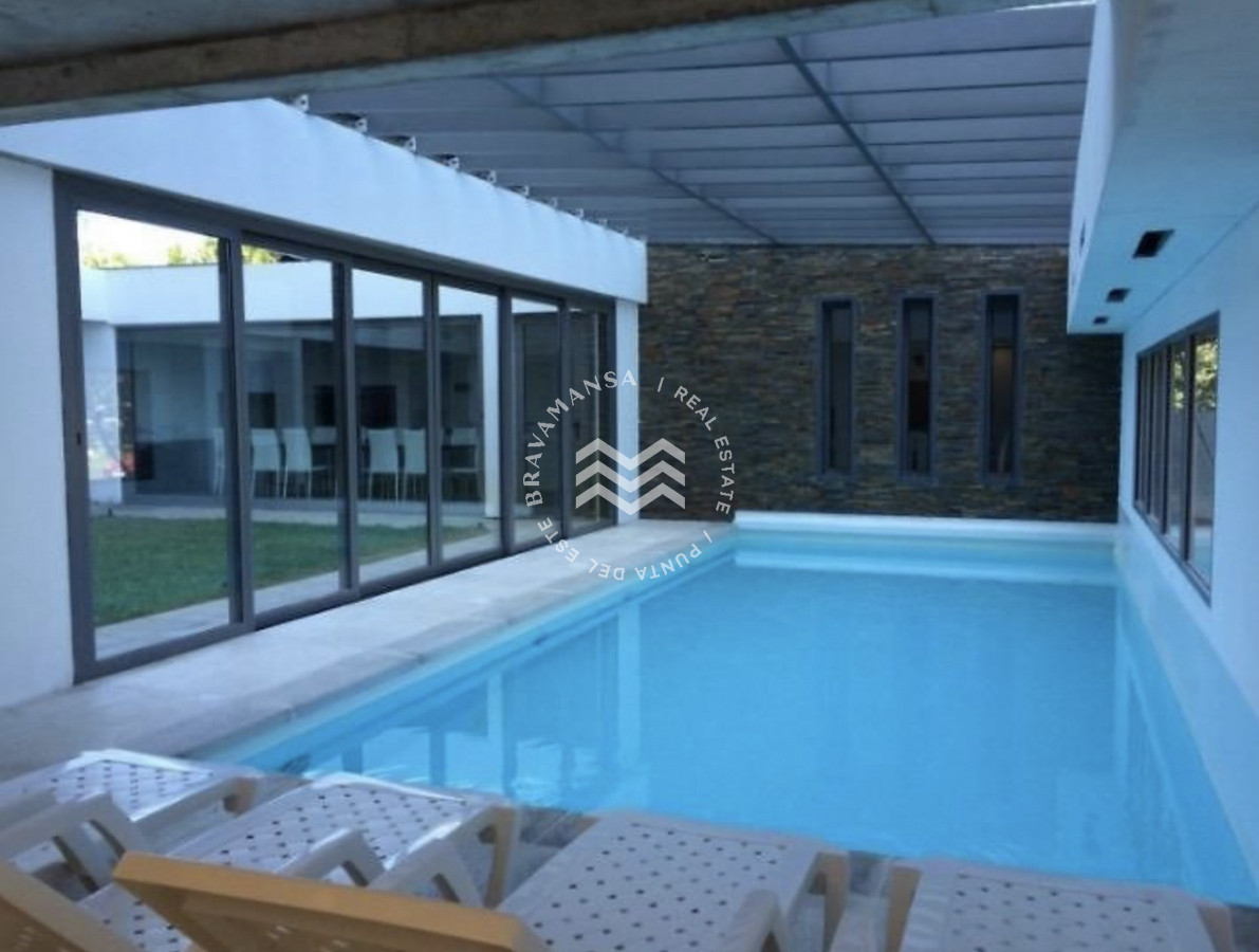 Apartamento ID.81 - VENTA Apartamento 2 dormitorios a pasos de Playa Brava
