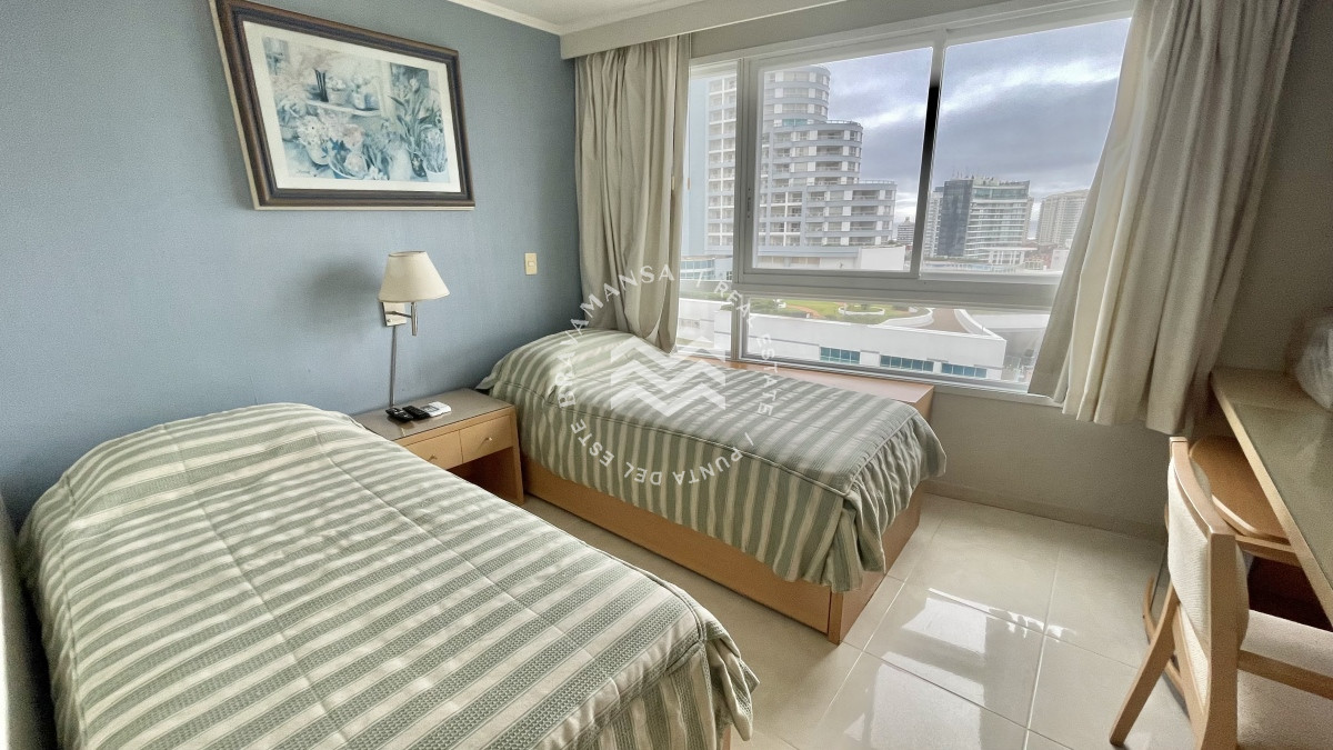 Apartamento ID.4 - Hermoso apartamento esquinero en Millenium Tower! Gran oportunidad