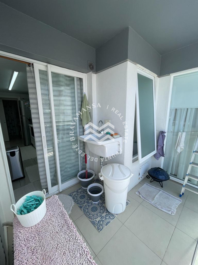 Apartamento ID.63 - VENTA Apto en Punta del Este 3 dormitorios 2 baños. Balcón con parrillero