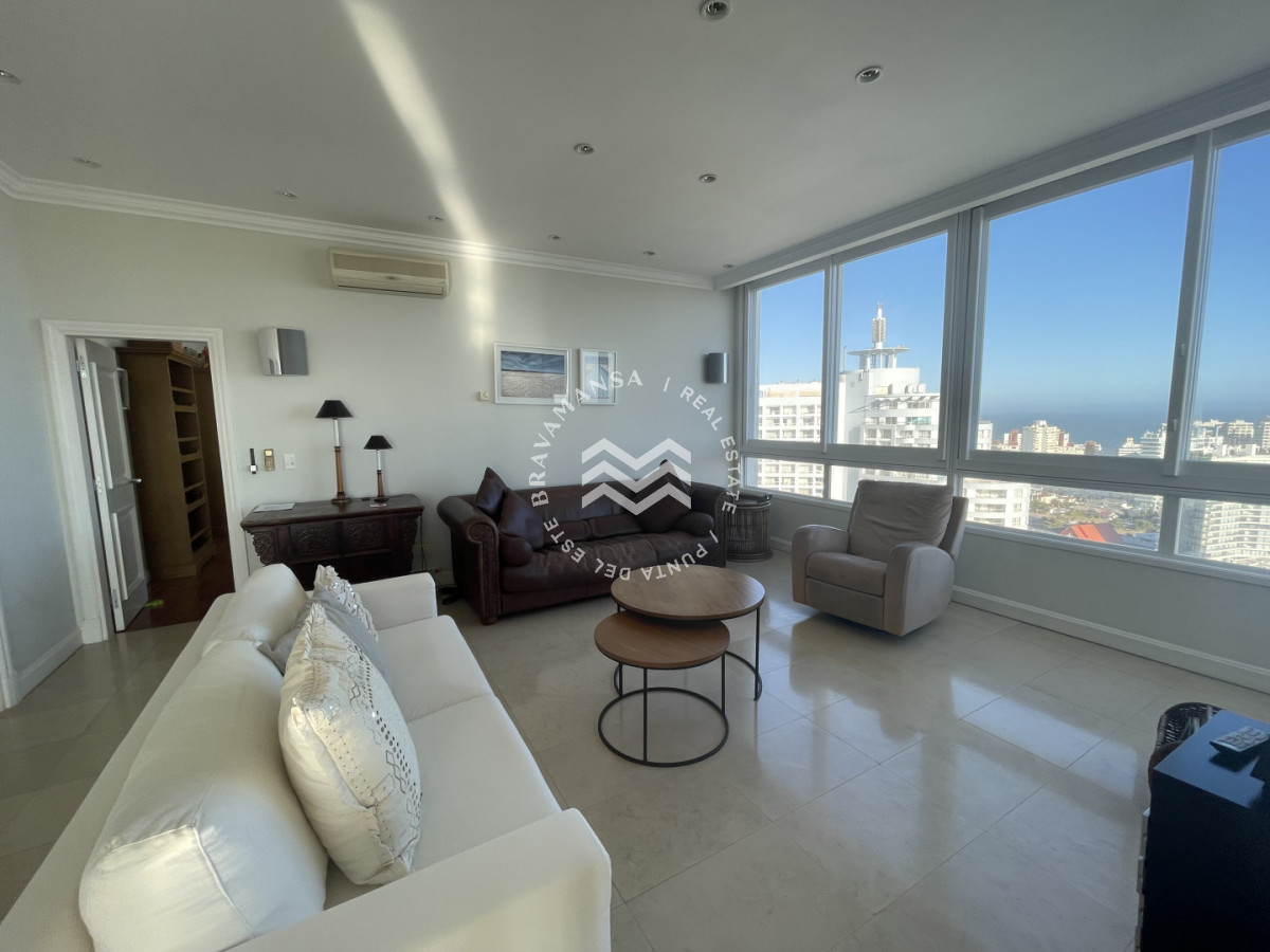 Apartamento ID.778 - Magnífico penthouse duplex en primera línea de Playa Mansa