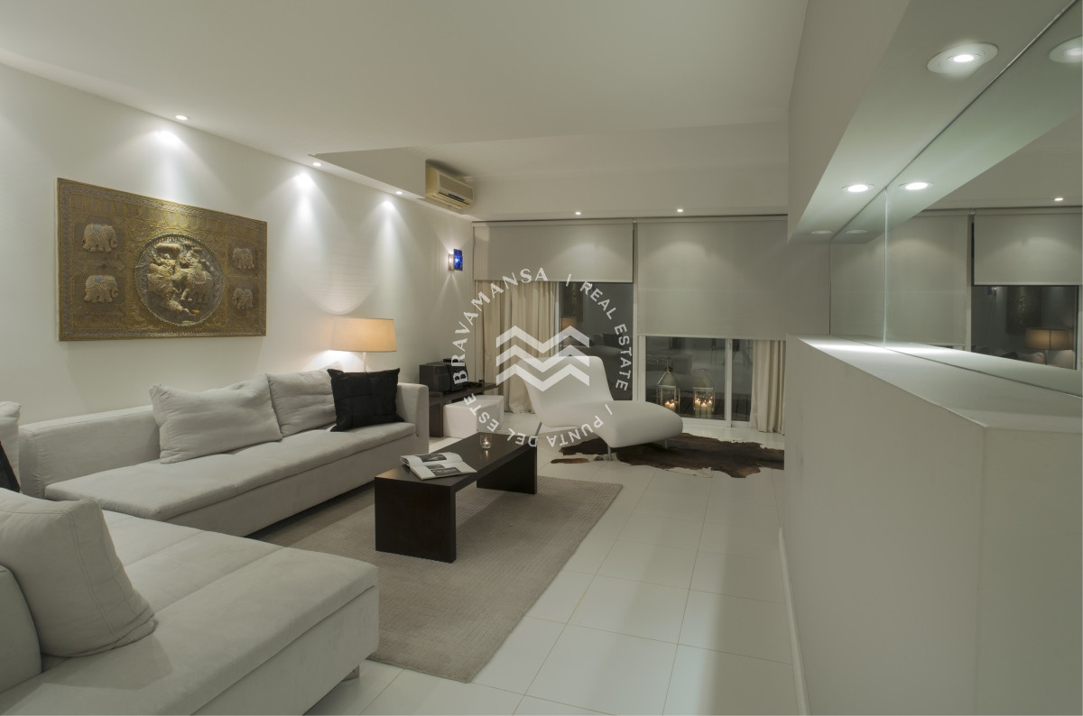 Apartamento ID.149 - Gran apartamento en primera línea parada 32 de Playa Brava