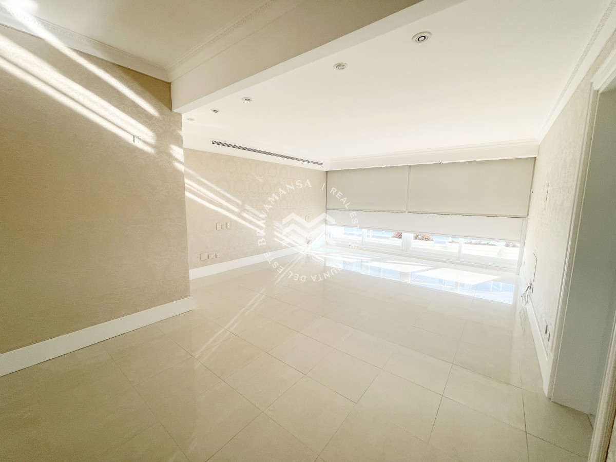 Apartamento ID.16 - Magnífico Penthouse duplex en Punta del Este, Playa mansa