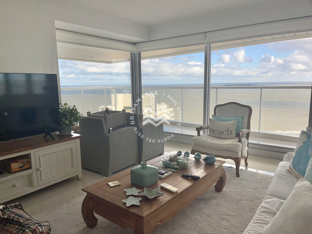 Apartamento ID.372 -  Penthouse duplex 3 dormitorios con vista al mar