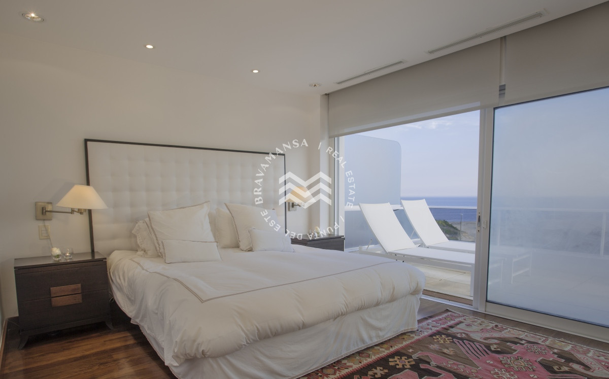 Apartamento ID.149 - Gran apartamento en primera línea parada 32 de Playa Brava