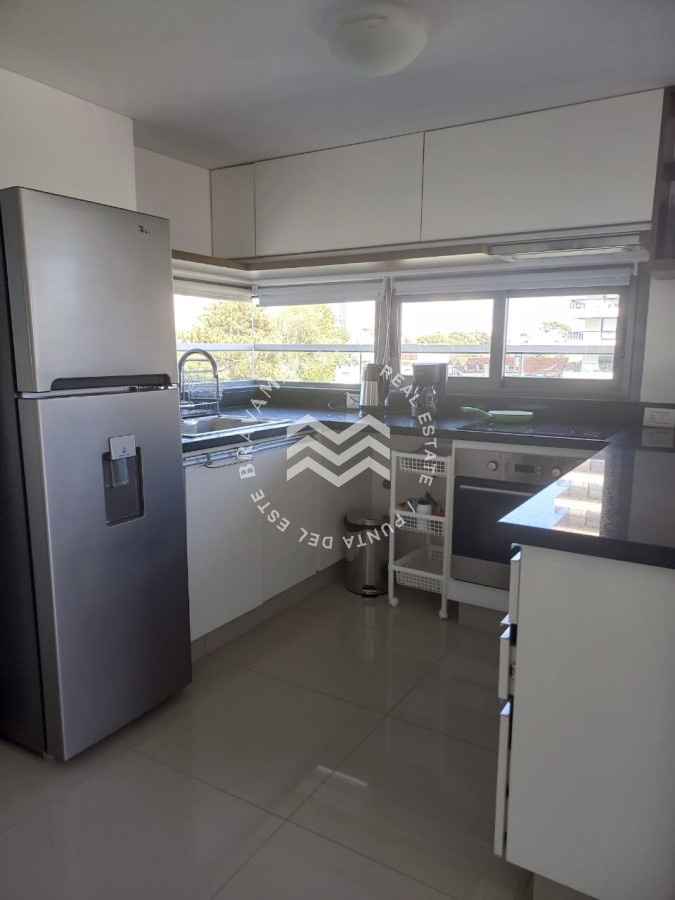 Apartamento ID.81 - VENTA Apartamento 2 dormitorios a pasos de Playa Brava