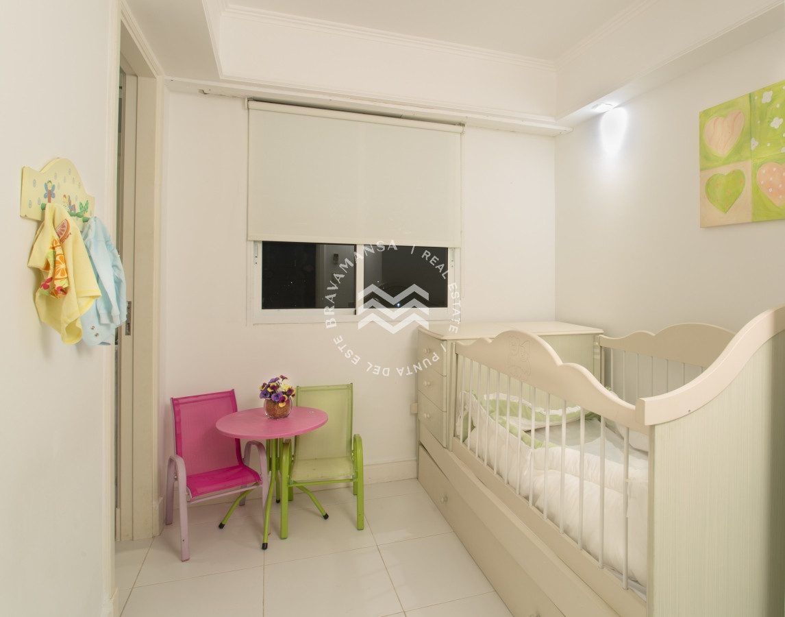 Apartamento ID.149 - Gran apartamento en primera línea parada 32 de Playa Brava