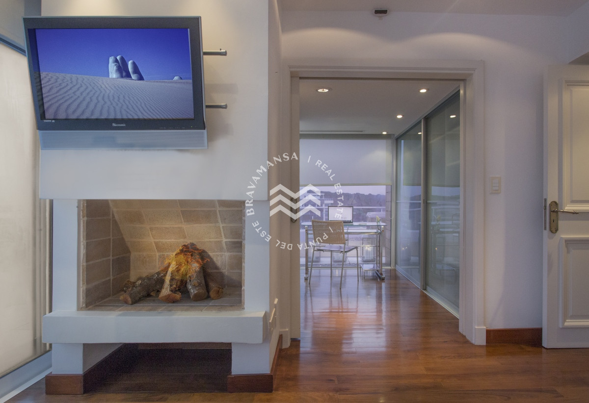 Apartamento ID.149 - Gran apartamento en primera línea parada 32 de Playa Brava