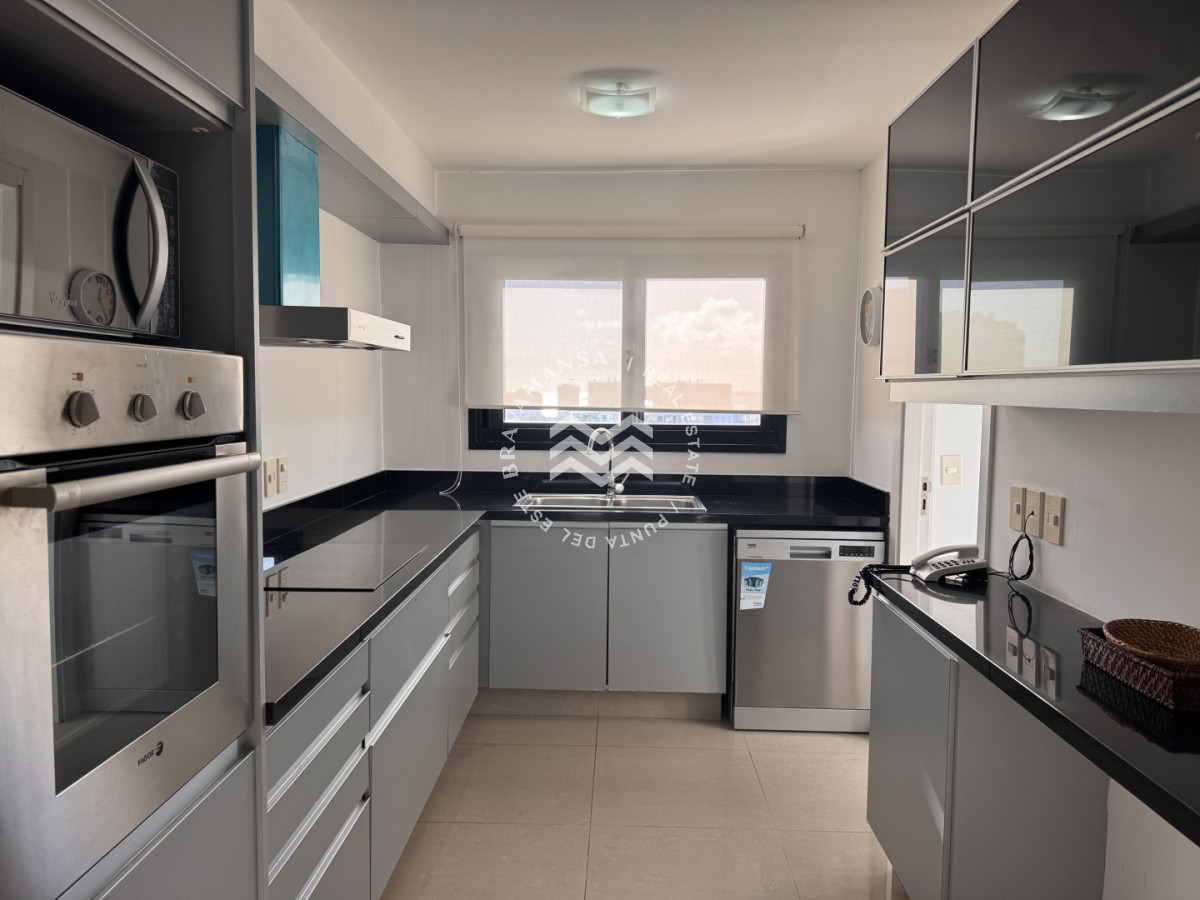 Apartamento ID.5 - VENTA 3 dormitorios + servicio en Torre ONE I