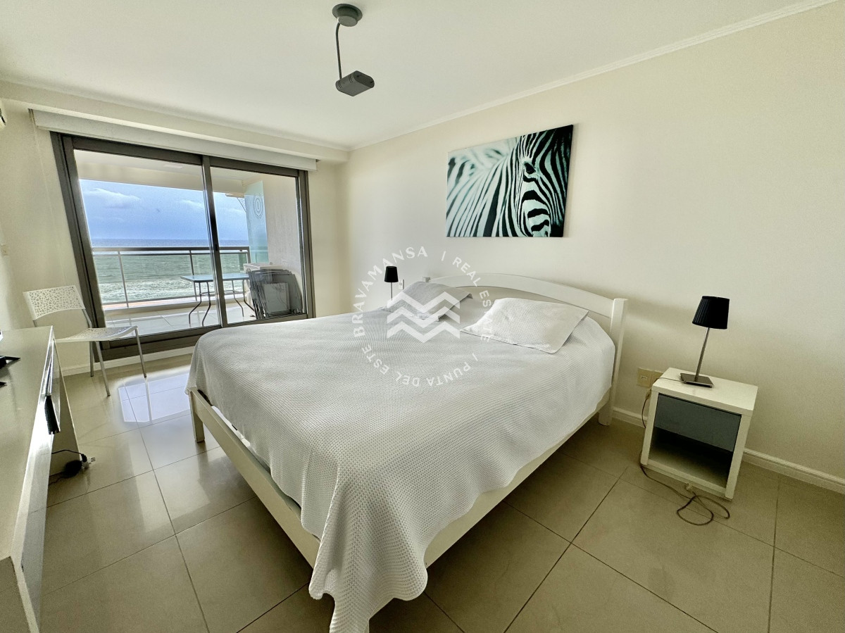 Apartamento ID.98 - ALQUILER ANUAL 3 dormitorios vista al mar Playa Brava