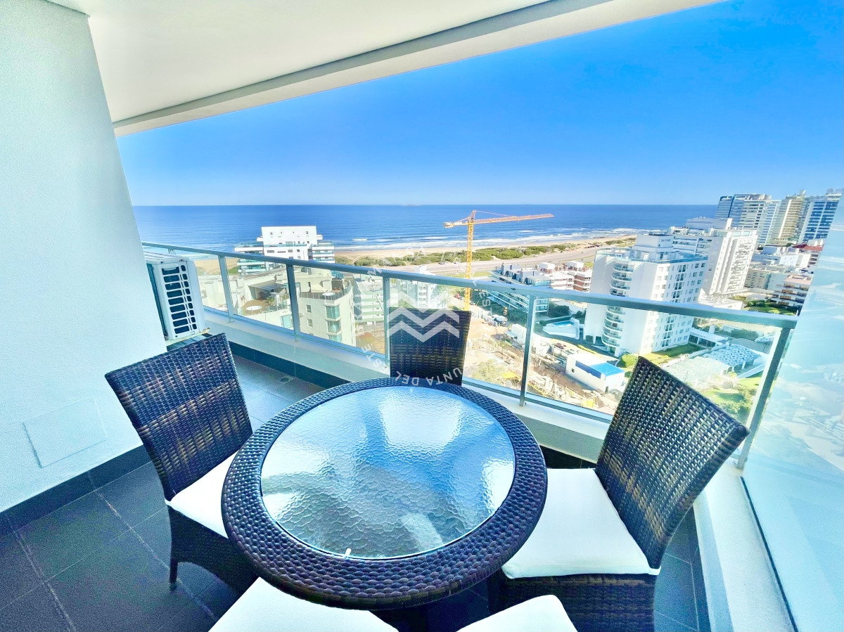 Apartamento ID.101 - VENTA 2 dormitorios con vista al mar en Playa Brava