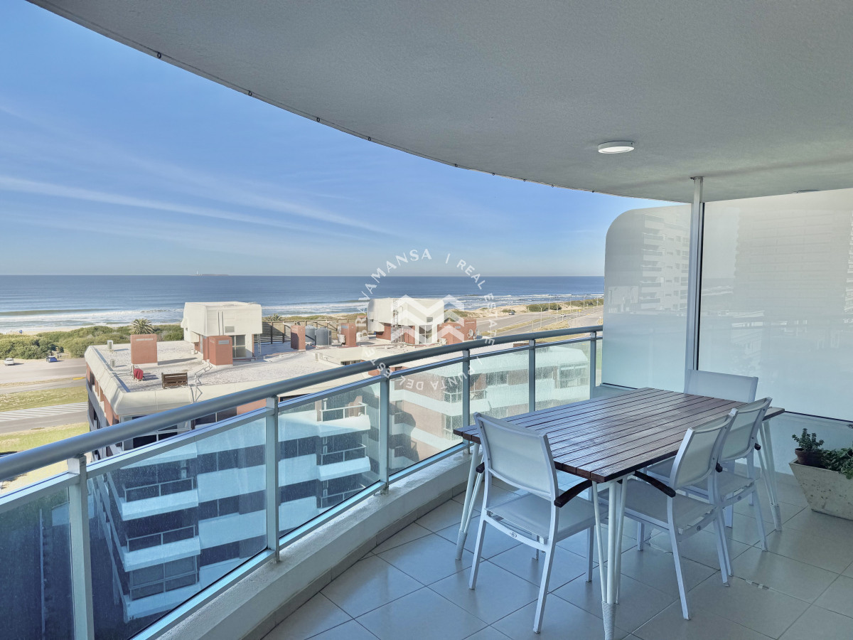 Apartamento ID.510 - VENTA Apartamento 3 dormitorios y dependencia en Playa Brava