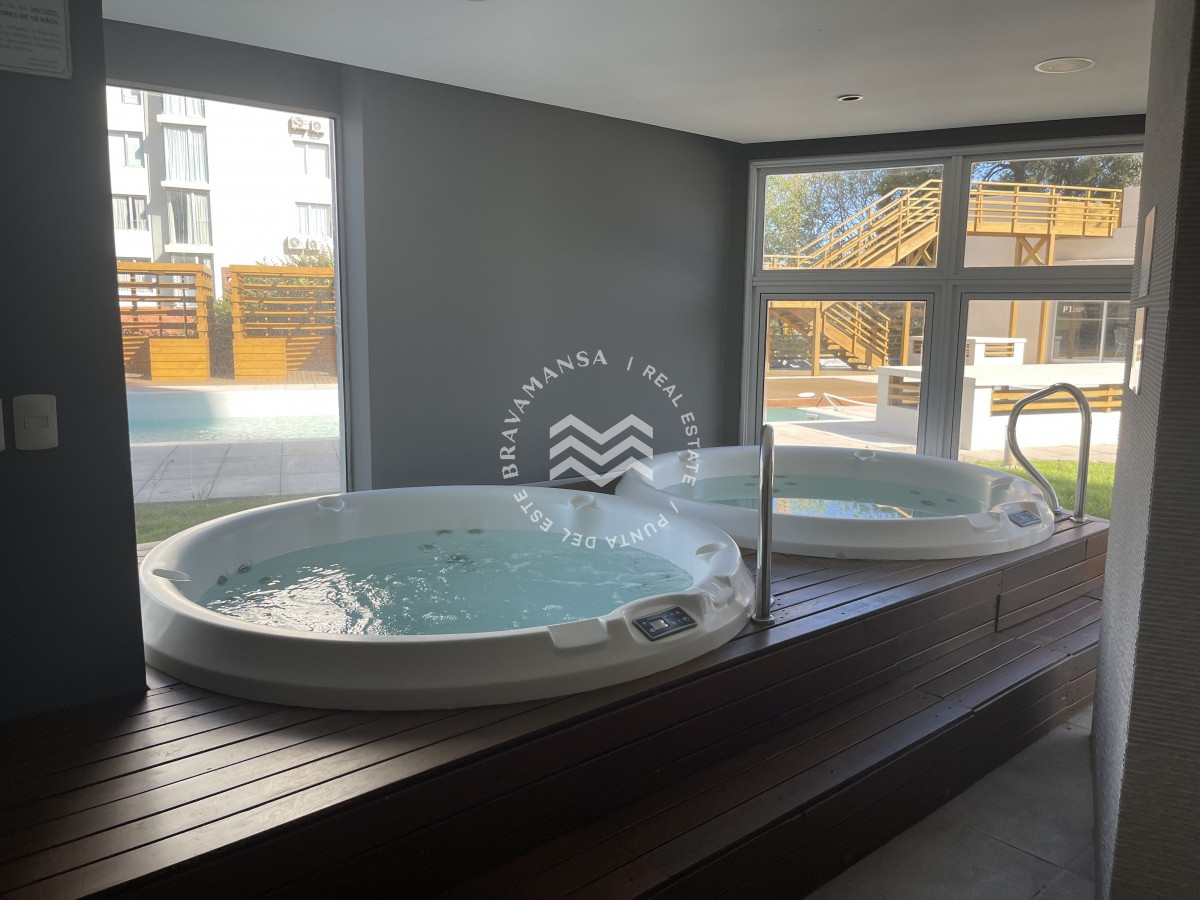 Apartamento ID.101 - VENTA 2 dormitorios con vista al mar en Playa Brava