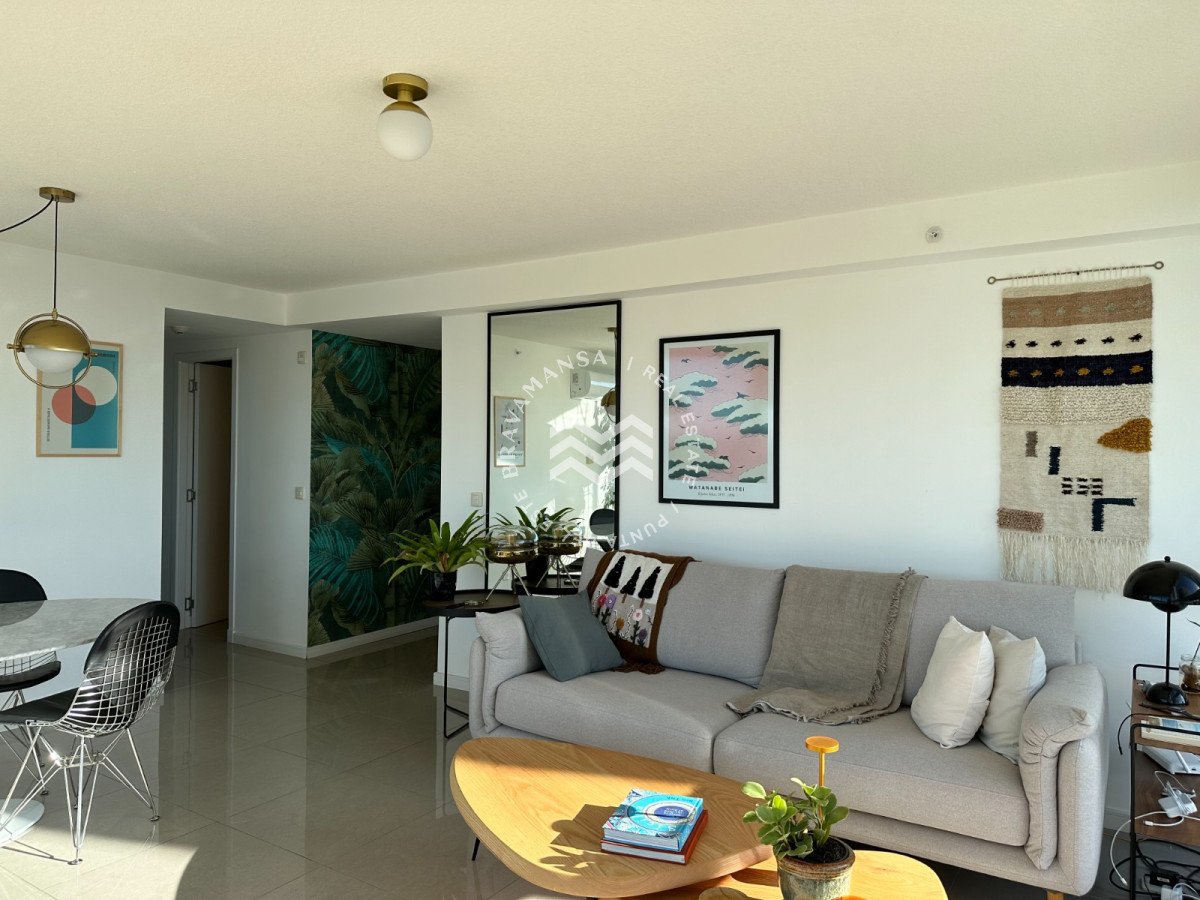 Apartamento ID.175 - ALQUILER DE VERANO 1 dormitorio moderno Torre One Punta del Este