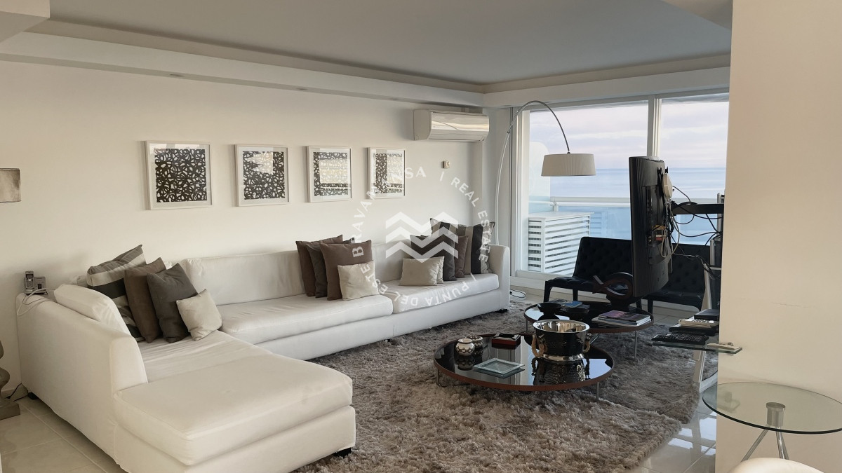 Apartamento ID.15 - Imponente apartamento en Millenium Tower, primera línea. Gran vista al mar