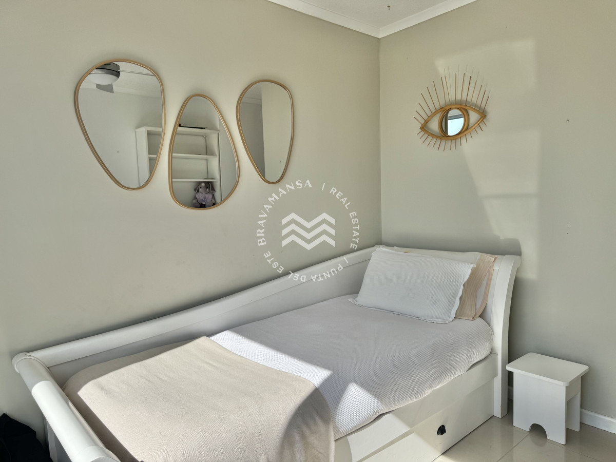 Apartamento ID.662 - VENTA Hermoso apartamento de 3 suites en Ocean Drive, excelente estado