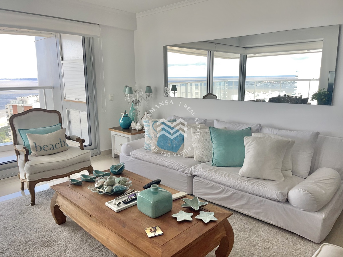 Apartamento ID.372 -  Penthouse duplex 3 dormitorios con vista al mar