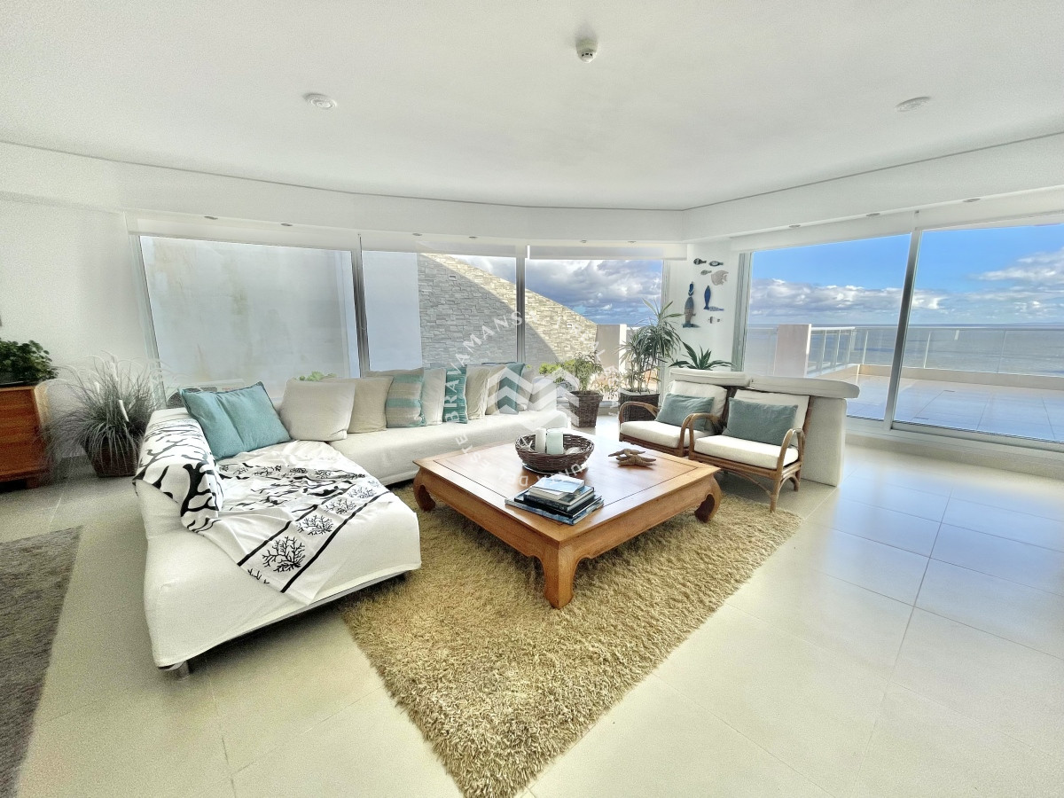 Apartamento ID.372 -  Penthouse duplex 3 dormitorios con vista al mar