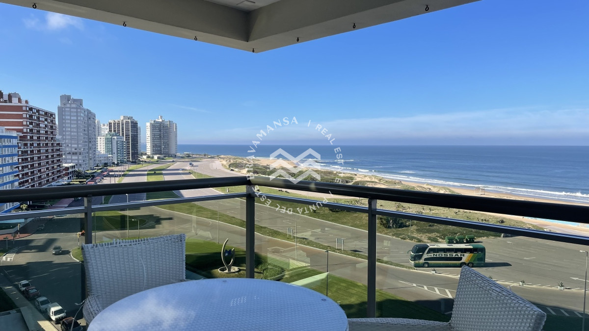 Apartamento ID.359 - ALQUILER Imperiale 3 dormitorios + servicio. Playa Brava