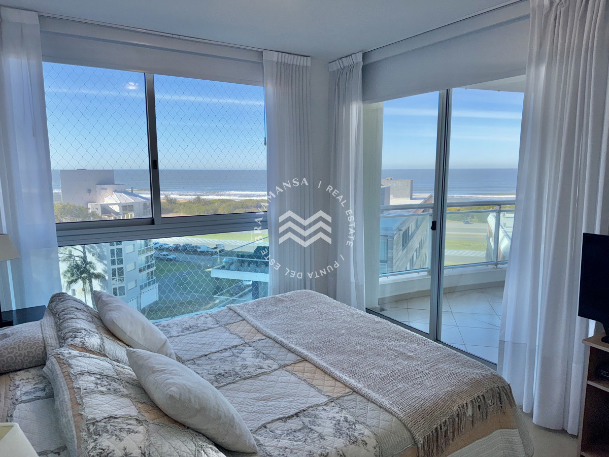 Apartamento ID.510 - VENTA Apartamento 3 dormitorios y dependencia en Playa Brava