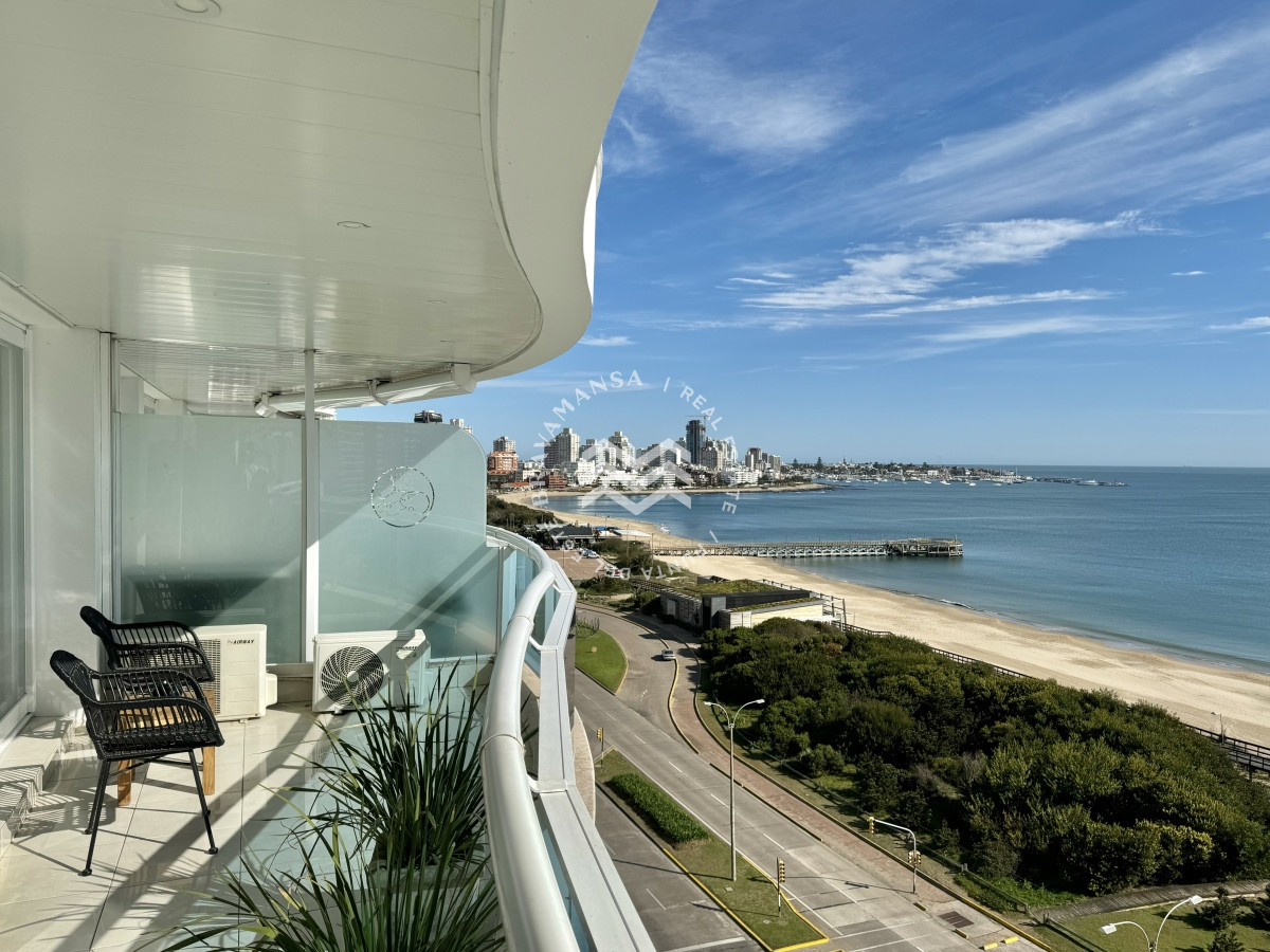 Apartamento ID.370 - Millenium Tower Primera linea Playa Mansa, 2 dormitorios ensuite