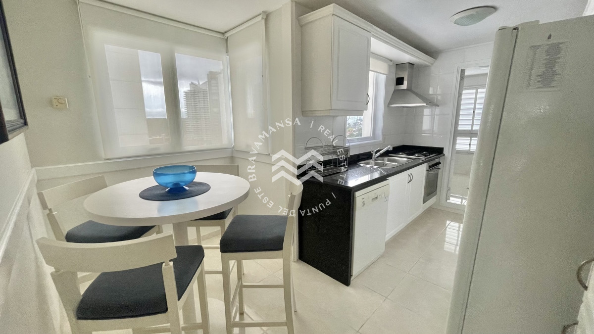 Apartamento ID.4 - Hermoso apartamento esquinero en Millenium Tower! Gran oportunidad