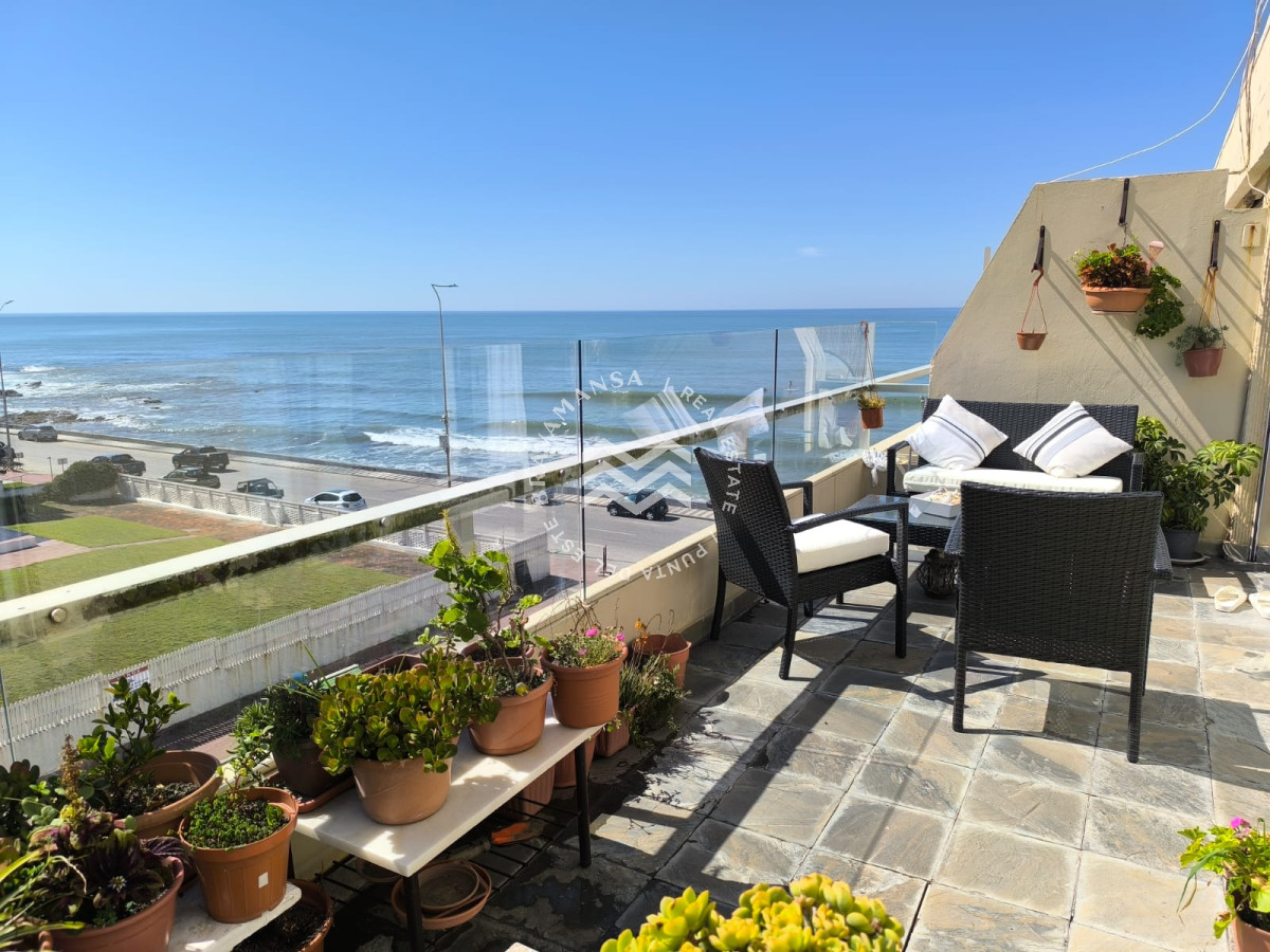 Apartamento ID.477 - VENTA Apto 2 dormitorios en Península, vista al mar Orientación Norte