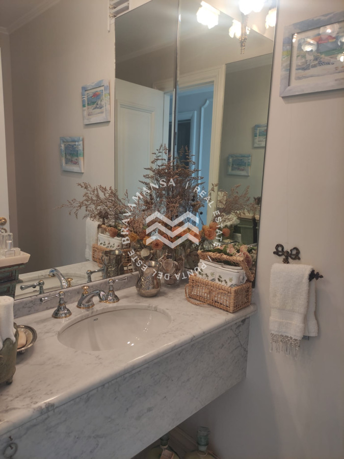 Apartamento ID.390 - VENTA Primera línea Coral Tower 3 dormitorios y servicio 