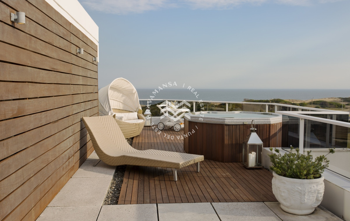 Apartamento ID.149 - Gran apartamento en primera línea parada 32 de Playa Brava