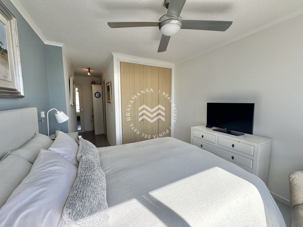 Apartamento ID.662 - VENTA Hermoso apartamento de 3 suites en Ocean Drive, excelente estado