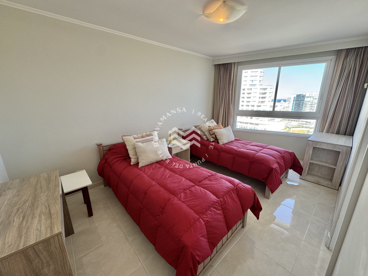 Apartamento ID.706 - VENTA APARTAMENTO MILLENIUM TOWER, ESQUINERO. 3 DORMITORIOS + DEPENDENCIA