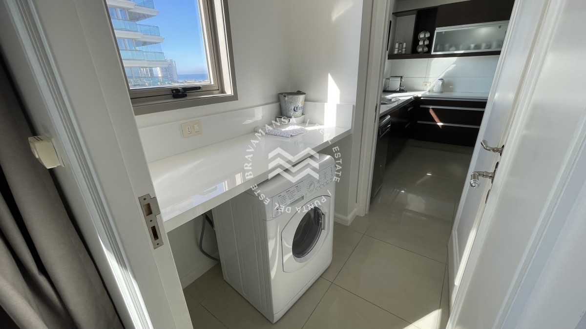 Apartamento ID.359 - ALQUILER Imperiale 3 dormitorios + servicio. Playa Brava