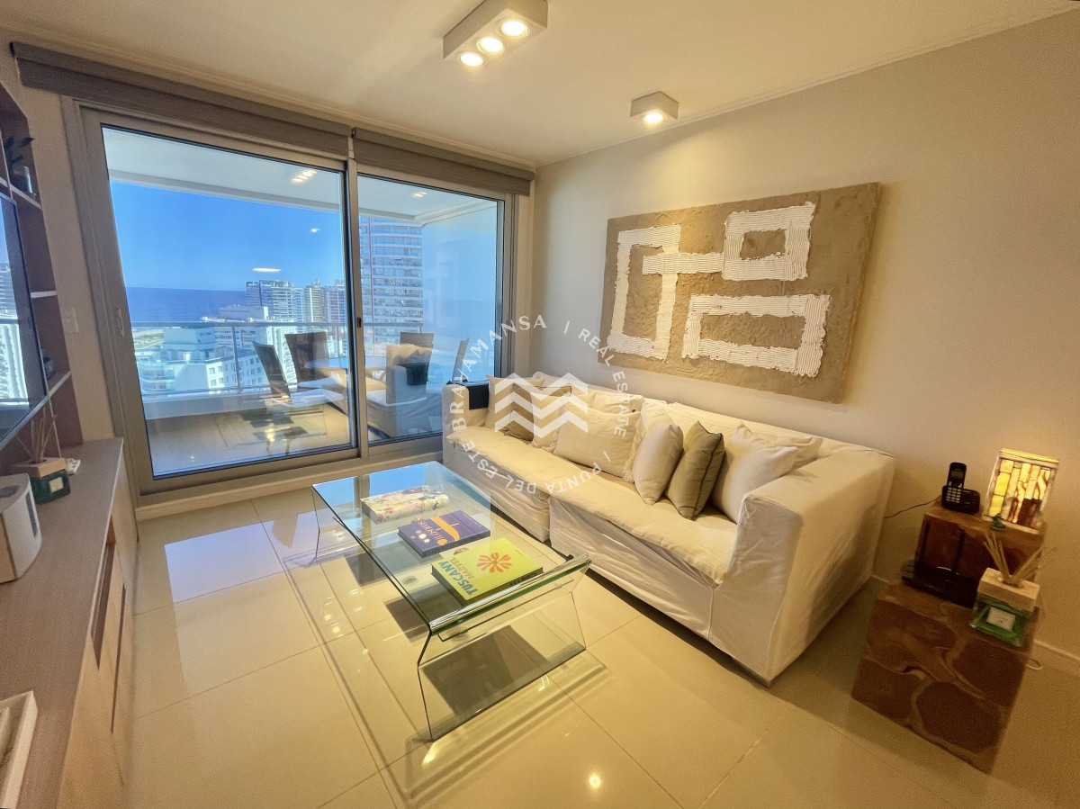 Apartamento ID.101 - VENTA 2 dormitorios con vista al mar en Playa Brava