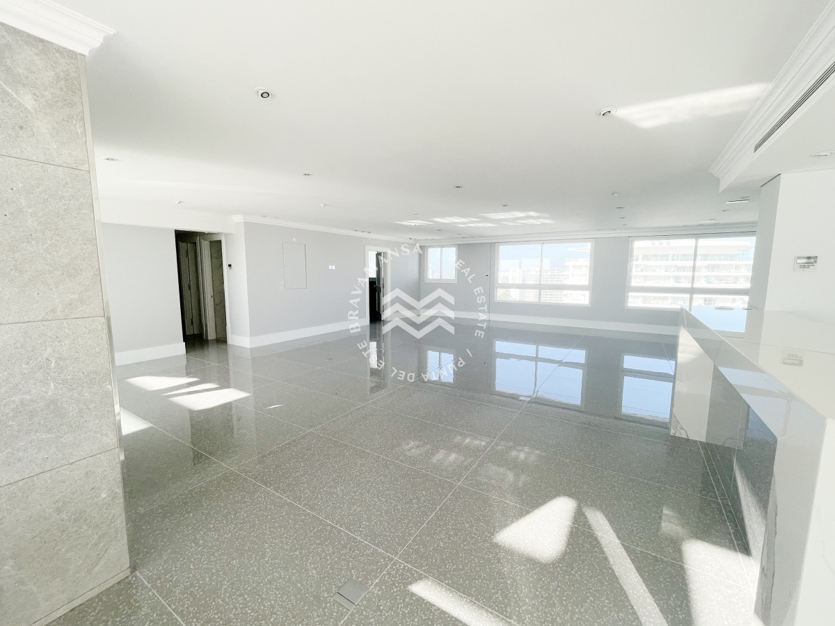 Apartamento ID.16 - Magnífico Penthouse duplex en Punta del Este, Playa mansa