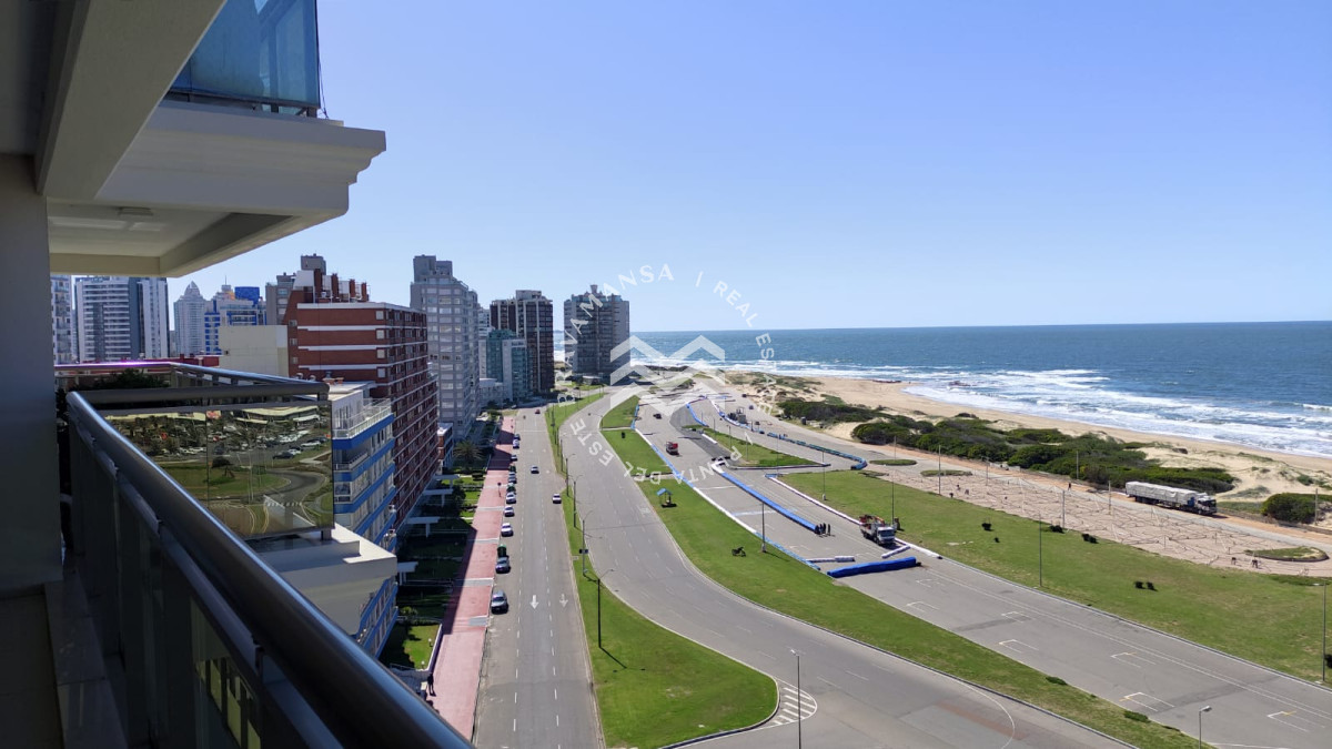 Apartamento ID.98 - ALQUILER ANUAL 3 dormitorios vista al mar Playa Brava