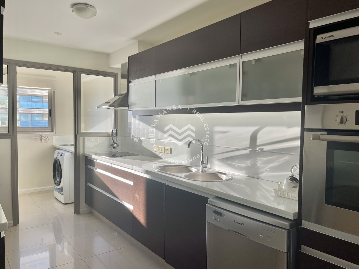 Apartamento ID.132 - VENTA Imperiale II Apto 3 dormitorios en suite Punta del Este