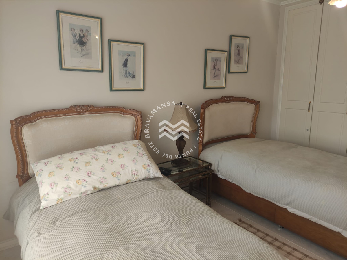 Apartamento ID.390 - VENTA Primera línea Coral Tower 3 dormitorios y servicio 