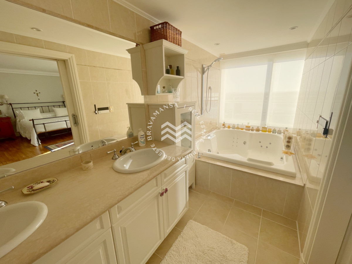 Apartamento ID.778 - Magnífico penthouse duplex en primera línea de Playa Mansa