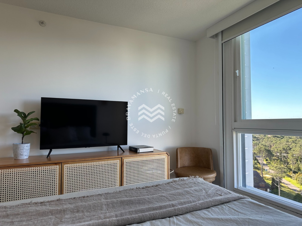Apartamento ID.175 - ALQUILER DE VERANO 1 dormitorio moderno Torre One Punta del Este