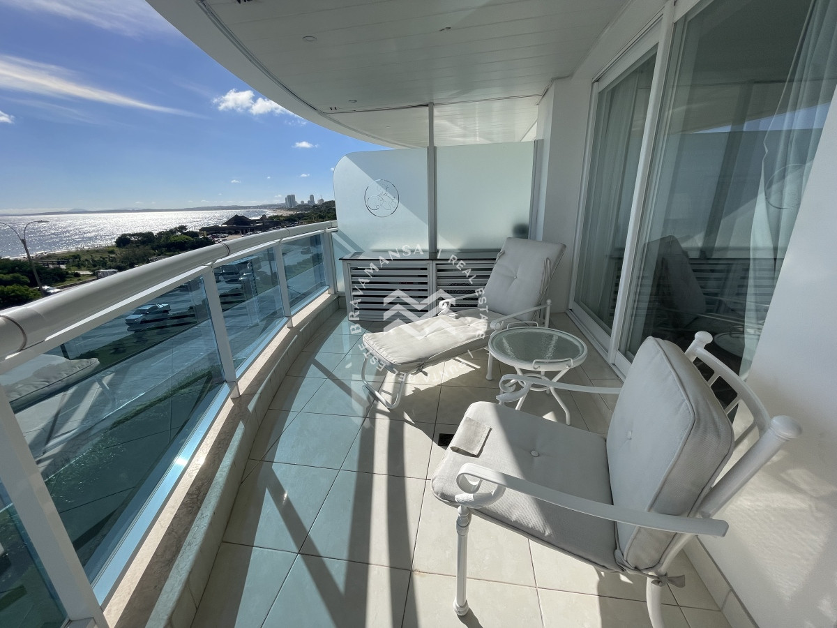 Apartamento ID.147 - Millenium Tower. Apartamento 3 dormitorios en suite reciclado en primera línea Playa Mansa
