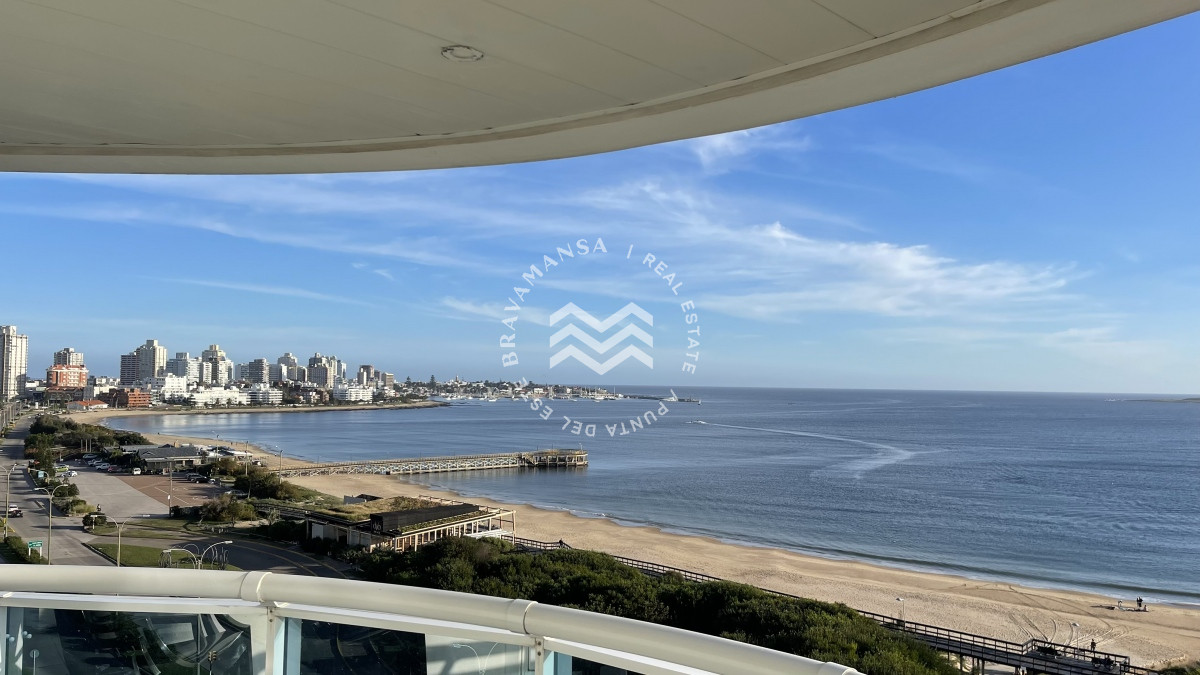 Apartamento ID.17 - Hermoso apartamento esquinero en primera línea Punta del Este